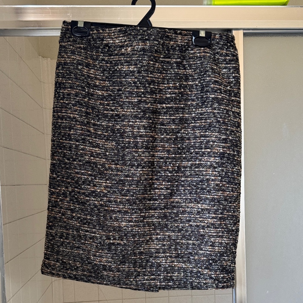 Ann Taylor Black and Gray Textured Pencil Skirt